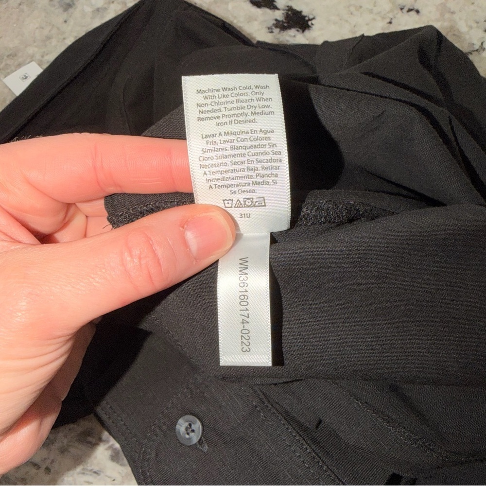 George Men’s Black Button Down Shirt XL NWT Long Sleeve Classic Fit Work Shirt - Picture 7 of 7